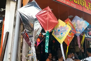 raipur-market-decorated-with-colorful-kites-for-makar-sankranti