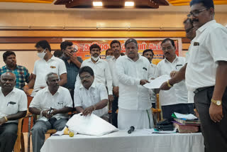 Tamil Nadu Teachers' Coalition warned that corruption in the school education sector will be exposed during the election