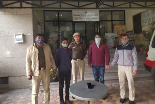 Two accused arrested for theft in Saket of South Delhi