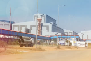 universal-tribal-society-comes-forward-to-run-nmdc-steel-plant-in-jagdalpur