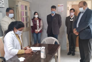 Dry run for corona vaccine at Mandi, मंडी में कोरोना वैक्सीन के लिए ड्राई रन