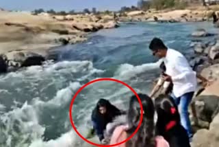 VIRAL VIDEO OF  GHOGAR RIVER INCIDENT