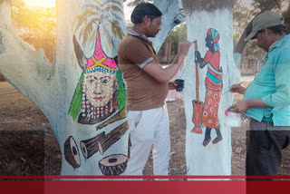 painting-is-being-on-trees-of-tradition-and-culture-of-chhattisgarh-in-kumhari-of-durg