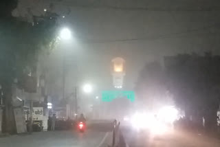 Visibility decreases due to fog in ujjain