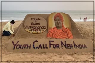 Sand artist Sudarsan Pattnaik shares sand art on the occasion of Swami Vivekananda Jayanti