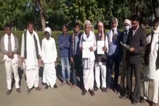 Villagers protest over illegal liquor store, अवैध शराब ठेका को लेकर प्रदर्शन