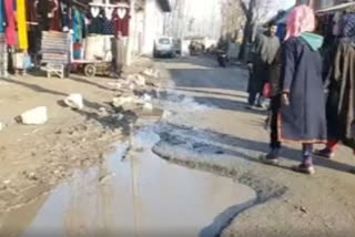Bad roads give tough time to locals in bandipora