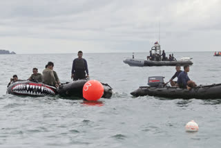 Divers recover ‘black box’ from crashed Indonesia jet