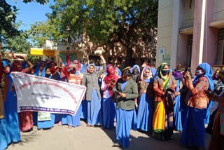 asha sahyoginis protest,  asha sahyoginis