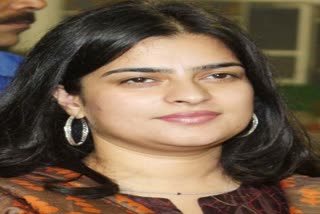 Shruti Chaudhary supported demand for compensation of farmers before tower erected