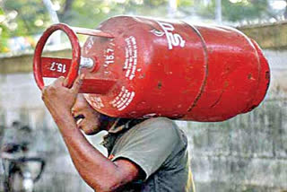 indian oil corporation is planning to delivery LPG gas cylinder to its customers on booking day