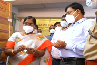 covishield vaccine reached nellore district
