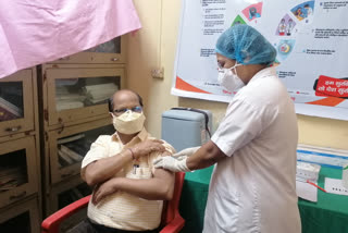 The Covishield vaccine will arrive in the raigad district late tonight