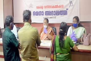 സ്ത്രീകളുടെ മാനസിക സംഘര്‍ഷം കുറയ്ക്കുക വാർത്ത  കൗണ്‍സിലര്‍മാരുടെ സേവനം തുടരുമെന്ന് വനിതാ കമ്മിഷൻ വാർത്ത  women commission counselling service women news  post lock down period woman councelling news  woman commission kerala news  mc hosephine news