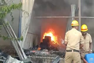 fire in garage near athani