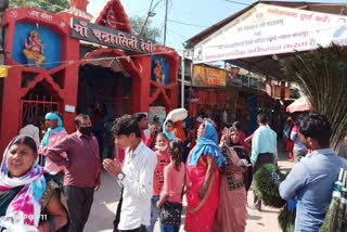 crowd-of-devotees-in-maa-chandrahasini-temple-today