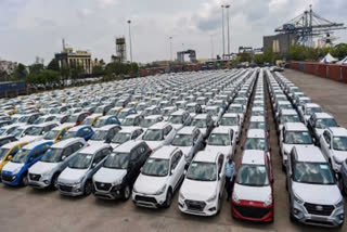 car sales rise in December