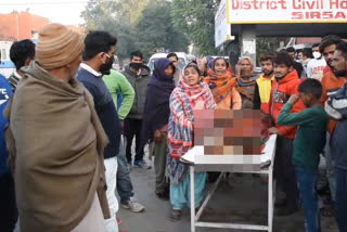 woman-dies-in-civil-hospital-and-family-commits-uproar-in-sirsa