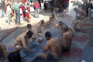 holy bath in Tattapani mandi