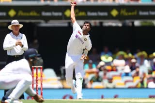 washington sundar strikes as Steve Smith departs