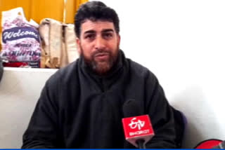 Mushtaq Ahmad Wani, father of Athar Mushtaq Wani speaking to ETV Bharat