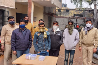 Uttam Nagar Police  Uttam Nagar Police arrested gamblers  gamblers arrested Uttam Nagar