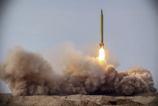 Iranian Guard holds anti-warship ballistic missile drill