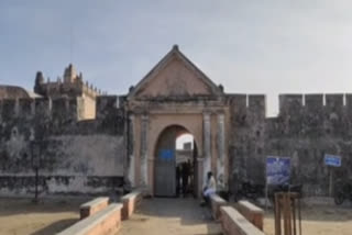 Danish castle beach  Pongal 2021  Mayiladudurai latest news  Mayiladudurai district news  Danish castle beach deserted  பொங்கல் 2021  டேனிஷ் கோட்டை கடற்கரை  மயிலாடுதுறை மாவட்டச் செய்திகள்  பொங்கல்