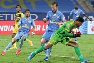 Resilient Hyderabad play out goalless draw with toppers Mumbai