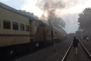 Luggage compartment of Malabar Express catches fire in Kerala