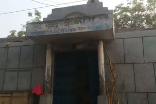 Sanjay Colony public toilets closed