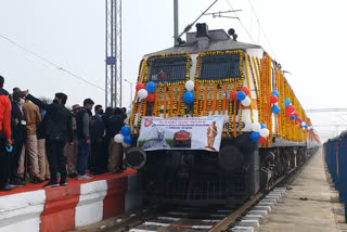 PM Modi inaugurates Rewa Kevadia special train