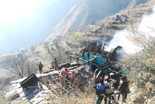 fire incident at pini village of manikaran in kullu