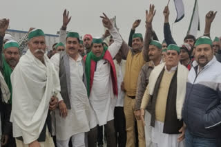 farmers protest at toll plaza in bulandshahr