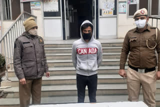 One accused arrested in snatching case in Delhi, mobile phone recovered