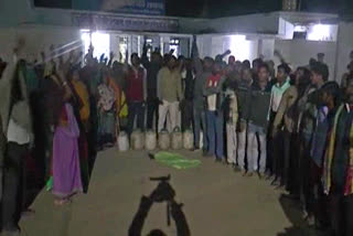 villagers-protest-against-liquor-smuggler-in-balodabazar