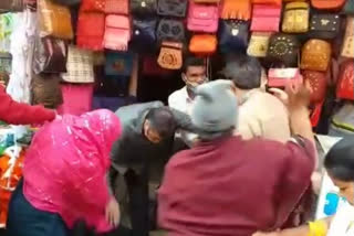 woman and shopkeeper fighting, ajmer police