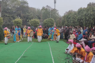 राई नृत्य की हुई प्रतियोगिता