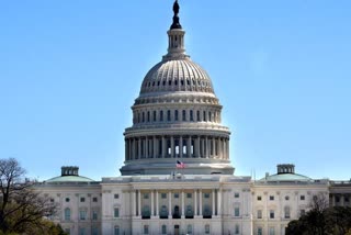 Capitol briefly put under lockdown