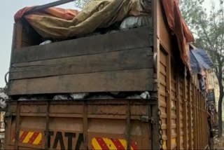 illegal coal load truck seized in dhanbad