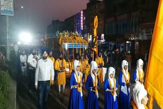 sikh-society-rallies-in-traditional-costumes-with-bhajan-kirtan-in-korba