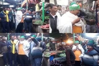 agriculture-minister-badal-patralek-reached-the-vegetable-market-in-deoghar