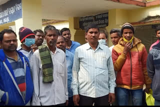 Farmer's protest in front of District Supply Officer on demanding Rice procurement in Balasore