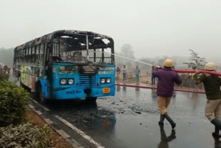 Fire in running bus in Murshidabad