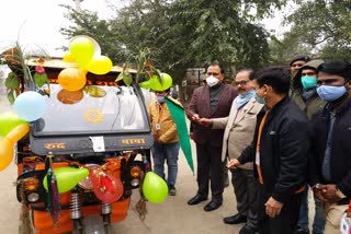 Awareness chariot taken out regarding family planning in Lakhisarai