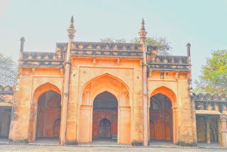 qila masjid of sharqi architecture in jaunpur