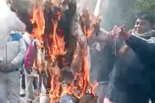 Corporation employees took a walk from Sultanpuri bus terminal to Jalebi Chowk