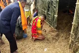 AS_BARHAMPURtiwa-tribal-people-are-celebrating-pichu_vis_ASC10032