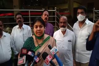 mla sowmya reddy gives clarificationon assaults lady constable issue