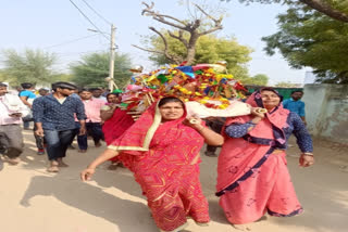 Granddaughters perform grandfather's funeral in Rajasthan